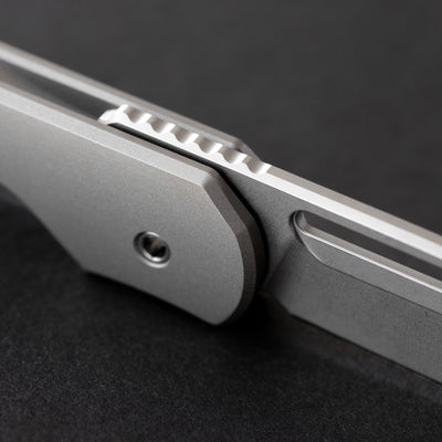 Nacelle Folding Knife