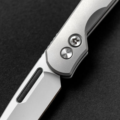 Nacelle Folding Knife