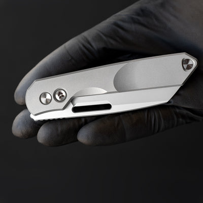 Nacelle Folding Knife