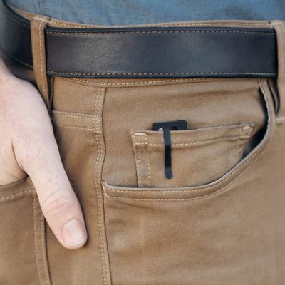 EDC utility knife with the best pocket clip to fit in your pocket #material_black-aluminum-ultem